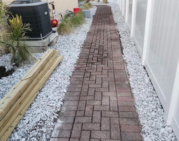Hardscaping & Outdoor Features 1